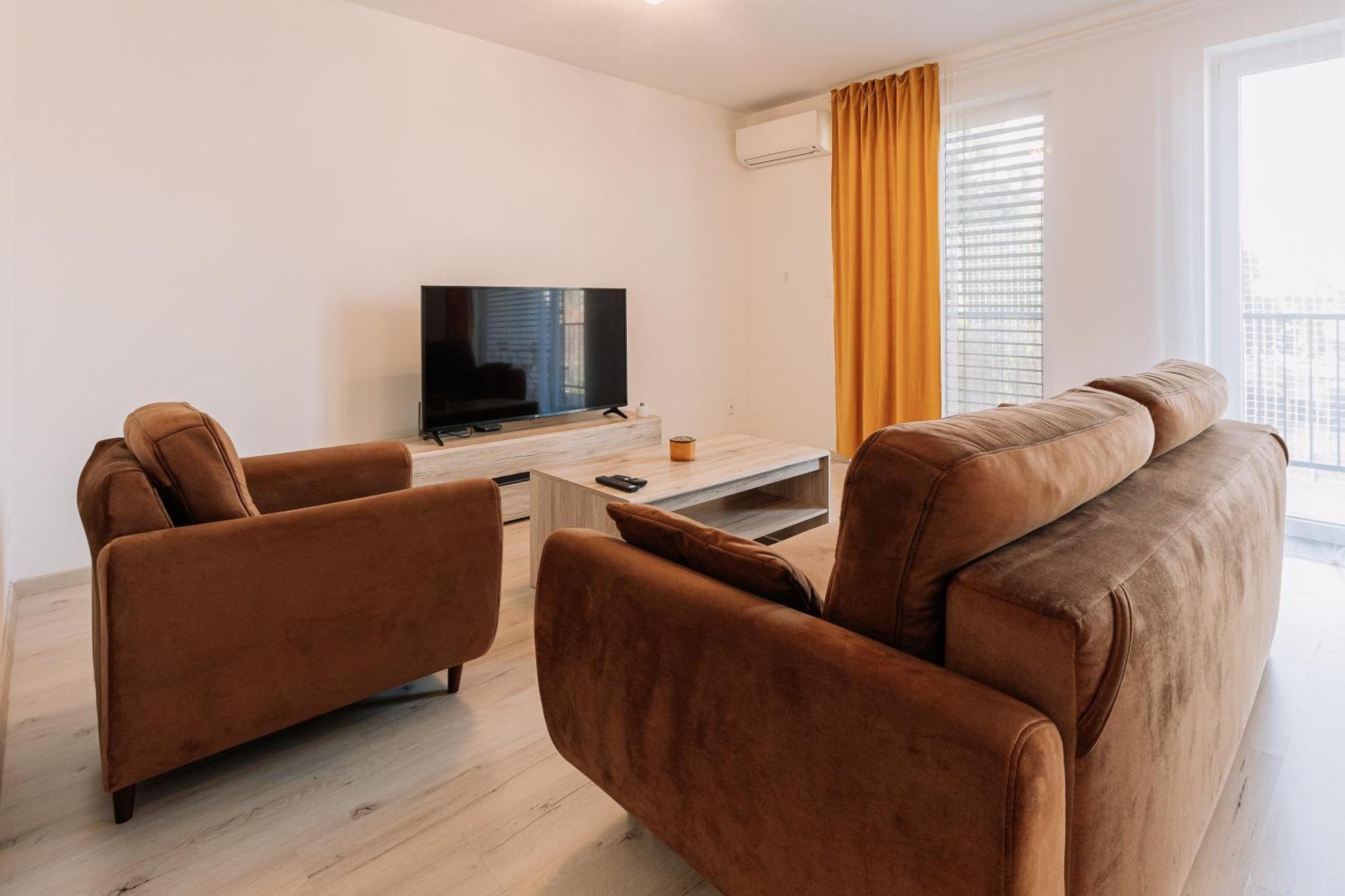 Sunrise Apartments セネツ エクステリア 写真